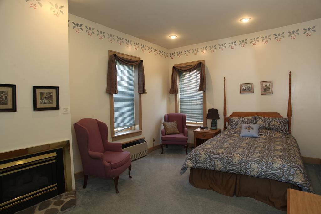 Oak Valley Inn And Suites Geneseo Quarto foto